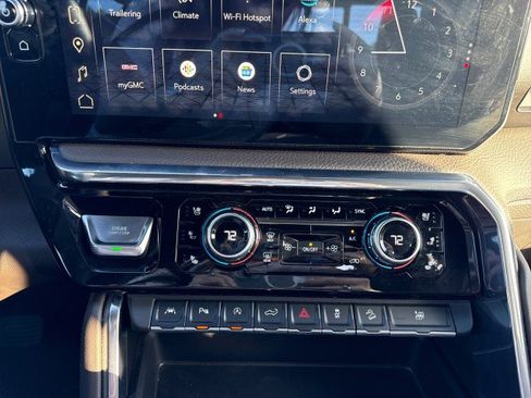 Used 2024 GMC Sierra 1500 Denali w/ Technology Package image 27