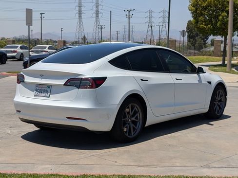 Used 2023 Tesla Model 3 Standard Range RWD image 5