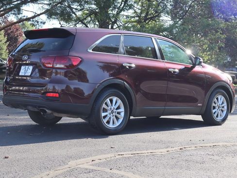 Used 2019 Kia Sorento AWD V6 image 5