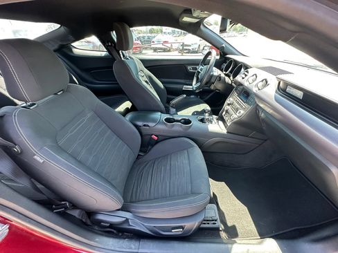 Used 2015 Ford Mustang GT RWD image 10