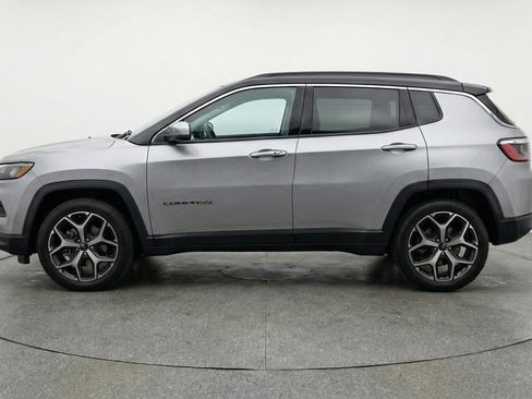 Used 2025 Jeep Compass Limited AWD/4WD image 5
