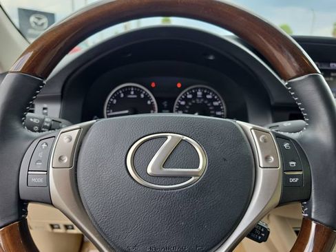 Used 2013 Lexus ES 350 w/ Luxury Pkg FWD image 20