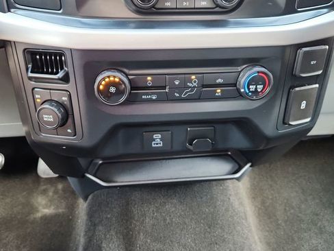 Used 2022 Ford F150 XL w/ Equipment Group 101A High AWD/4WD image 44