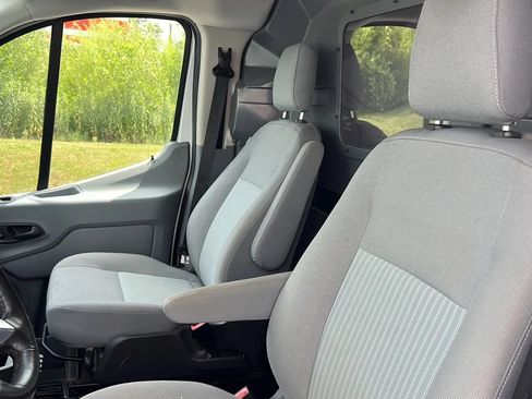 Used 2019 Ford Transit 150 130 Low Roof RWD image 11