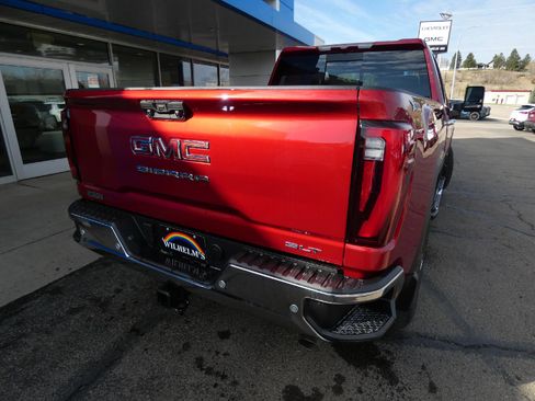 New 2026 GMC Sierra 2500 SLT w/ SLT Premium Package AWD/4WD image 3