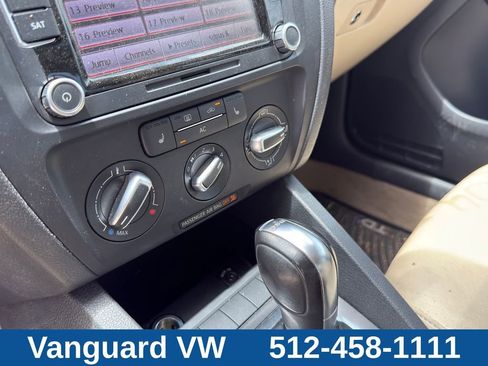 Used 2012 Volkswagen Jetta TDI FWD image 13
