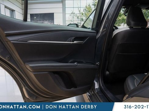Used 2025 Toyota Camry SE FWD image 21