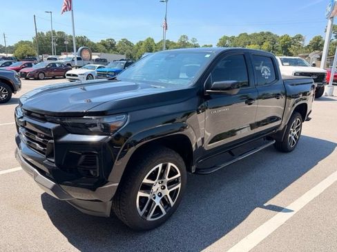 Used 2023 Chevrolet Colorado Z71 w/ Z71 Convenience Package 2 AWD/4WD image 1