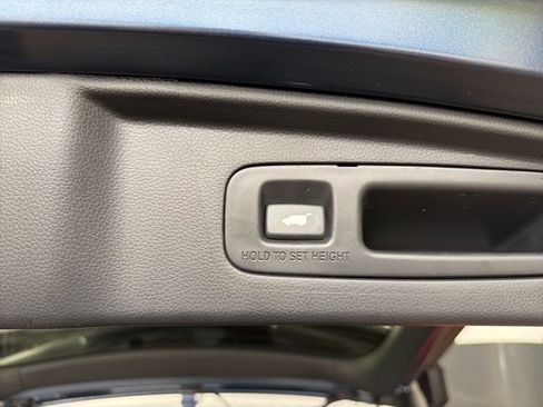 Used 2025 Honda CR-V Sport Touring image 38
