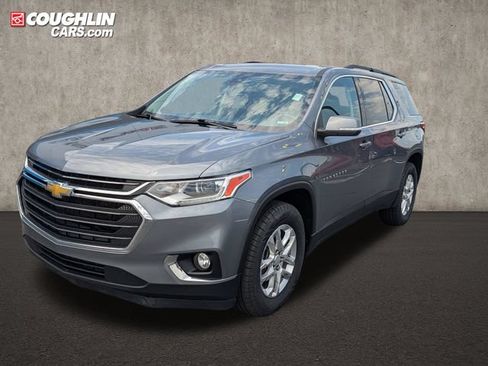 Used 2021 Chevrolet Traverse LT FWD image 3