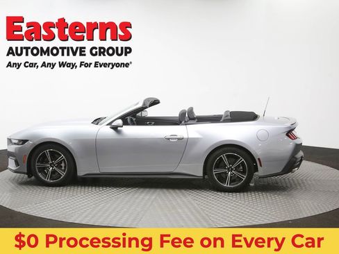 Used 2025 Ford Mustang Premium RWD image 57