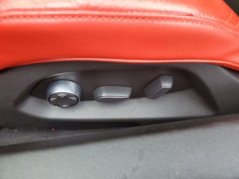 Used 2020 Chevrolet Corvette Stingray Preferred Conv w/ 2LT Preferred Equipment Group image 8