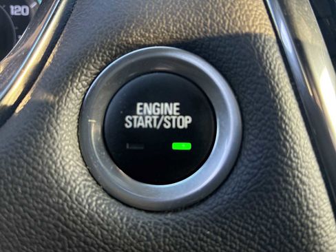 Certified 2023 Chevrolet Traverse LT image 16