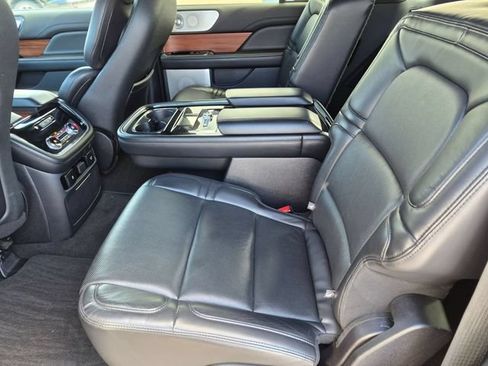 Certified 2020 Lincoln Navigator L Reserve w/ Luxury Package AWD/4WD image 27