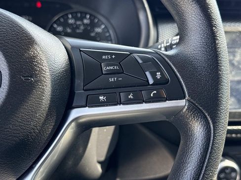 Used 2024 Nissan Kicks SV image 25