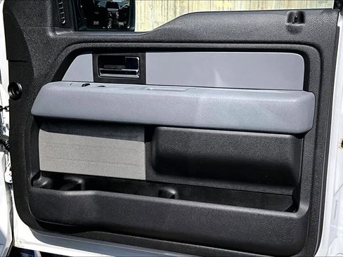 Used 2013 Ford F150 XLT w/ XLT Chrome Pkg image 23
