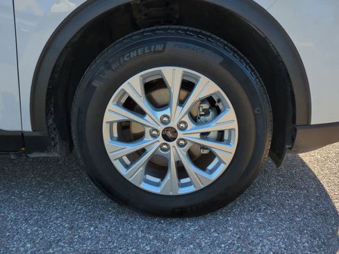 Used 2025 Ford Escape Active FWD image 11