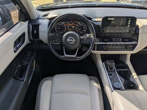 Used 2022 Nissan Pathfinder SL w/ SL Premium Package AWD/4WD image 15