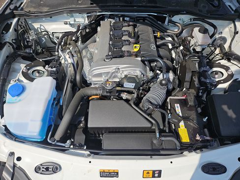 Used 2024 MAZDA MX-5 Miata RF Grand Touring RWD image 27