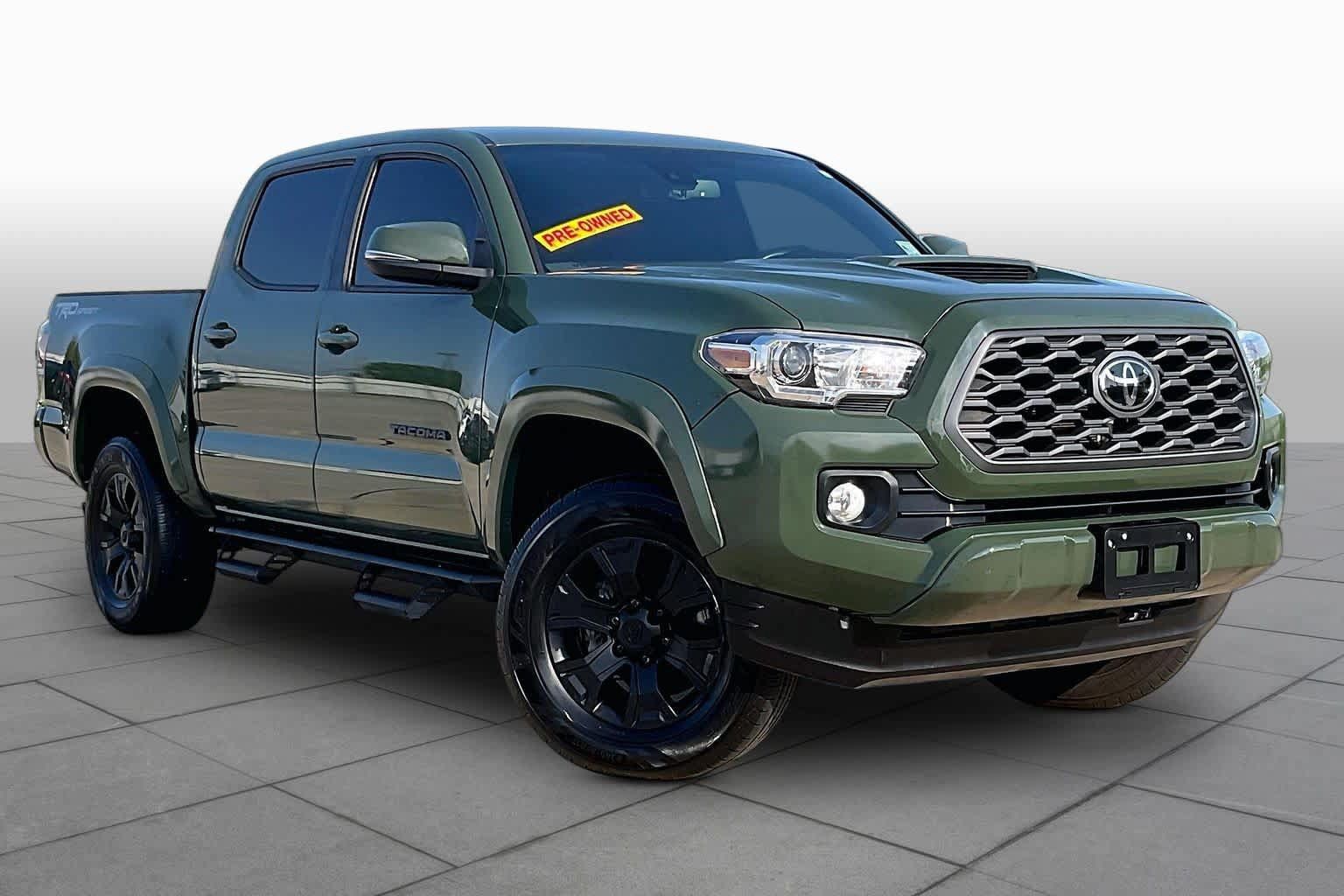 Used 2021 Toyota Tacoma TRD Sport w/ Technology Package RWD image 3