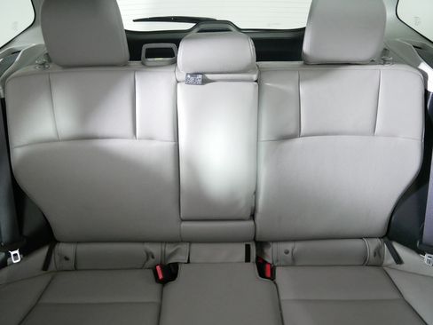 Used 2015 Subaru Forester 2.5i Limited w/ Popular Package #1 AWD/4WD image 13