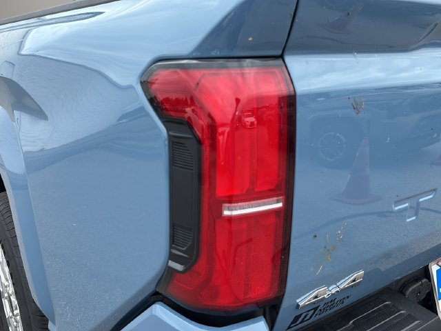 New 2026 Toyota Tacoma SR5 AWD/4WD image 11