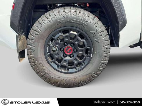 Used 2025 Toyota Tundra TRD Pro AWD/4WD image 9