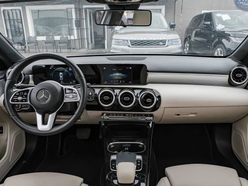 Used 2019 Mercedes-Benz A 220 image 14
