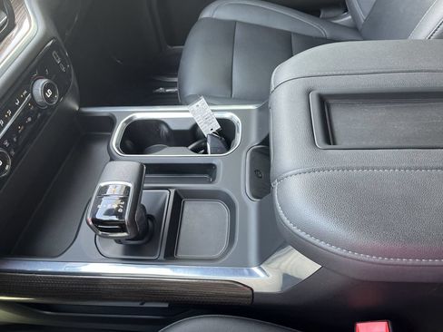 Used 2022 Chevrolet Silverado 1500 LT Trail Boss w/ LT Trail Boss Premium Package AWD/4WD image 21