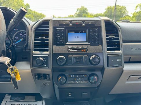 Used 2021 Ford F350 XL w/ Power Equipment Group AWD/4WD image 31
