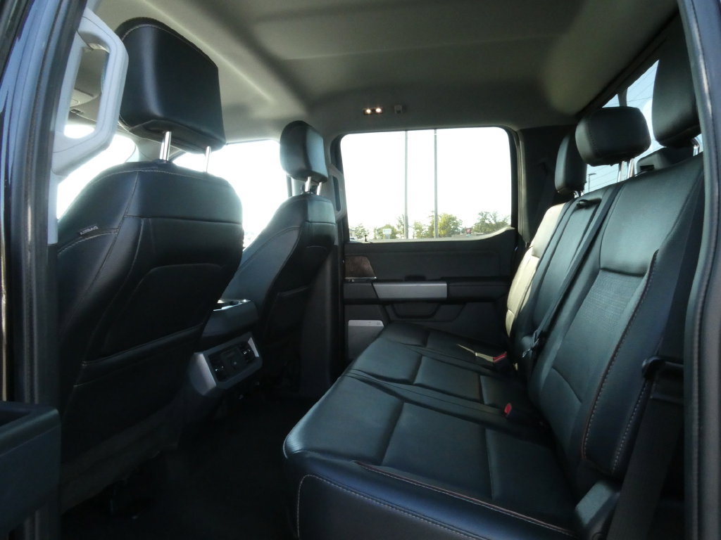 Used 2024 Ford F350 Lariat w/ Chrome Package AWD/4WD image 16
