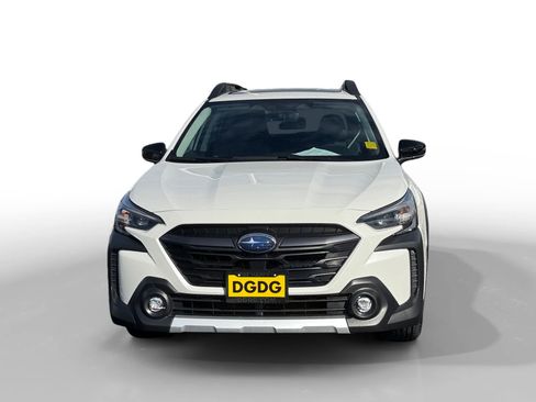 Used 2023 Subaru Outback Limited image 8