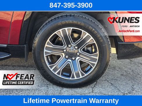 Used 2024 Jeep Wagoneer L Series II w/ Flexible Seating Group image 11