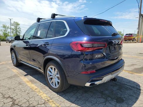 Used 2019 BMW X5 xDrive40i w/ Premium Package 2 AWD/4WD image 4