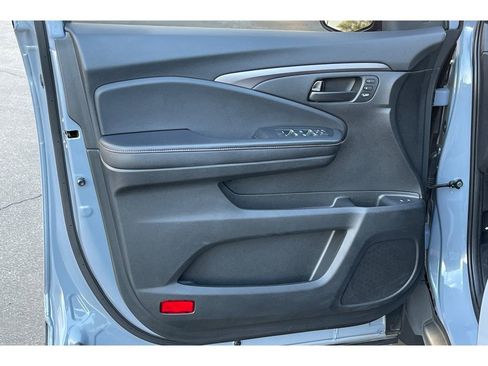 Certified 2022 Honda Pilot TrailSport image 11