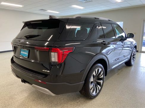 New 2026 Ford Explorer Platinum w/ LUX Leather Package AWD/4WD image 5