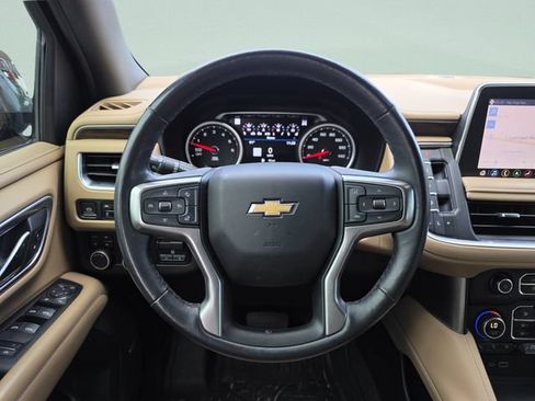 Used 2021 Chevrolet Tahoe Premier w/ Premium Package AWD/4WD image 17
