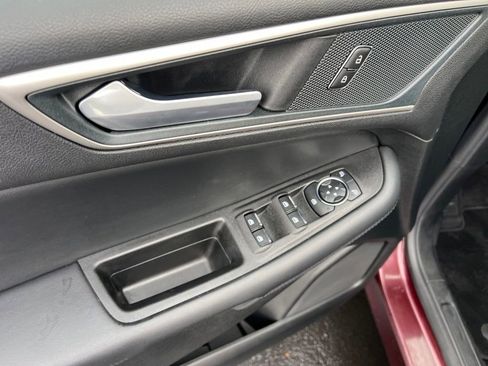 Certified 2024 Ford Edge SEL w/ Convenience Package image 13