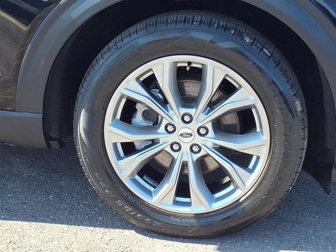 Used 2023 Ford Explorer Limited w/ Equipment Group 301A image 9