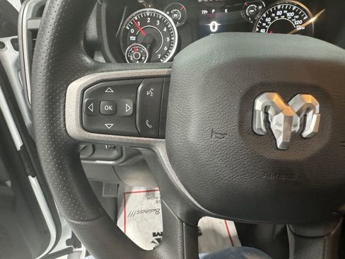 New 2024 RAM 2500 Tradesman AWD/4WD image 25