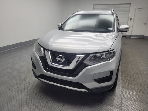 Used 2017 Nissan Rogue S w/ S Appearance Package AWD/4WD image 15