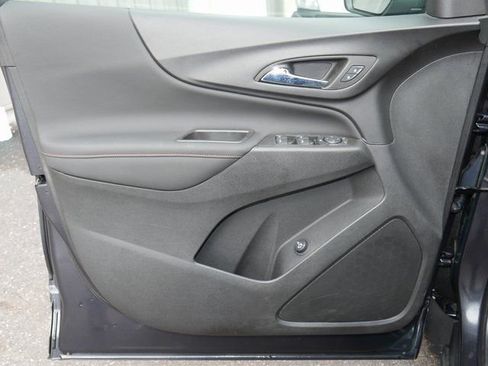 Used 2023 Chevrolet Equinox RS image 13