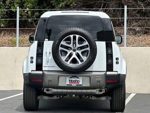 New 2026 Land Rover Defender 110 S AWD/4WD image 4