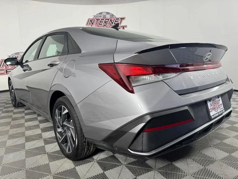 Used 2025 Hyundai Elantra Sport FWD image 26