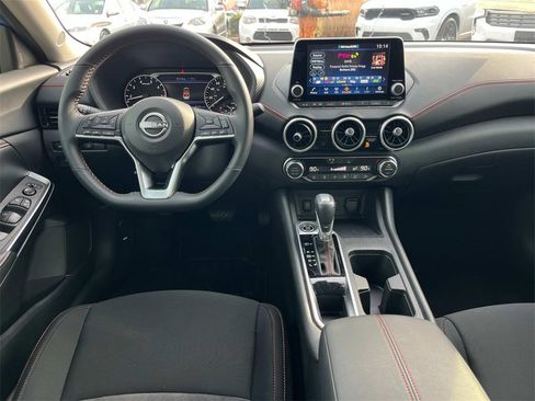 Certified 2025 Nissan Sentra SR image 14