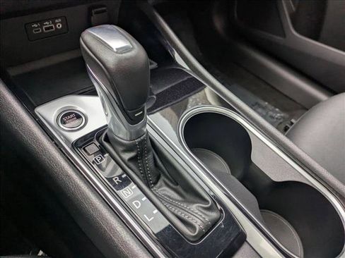 Used 2022 Nissan Altima 2.5 SV w/ SV Premium Package image 12