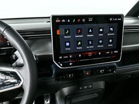 New 2025 Volkswagen ID. Buzz Pro S image 14