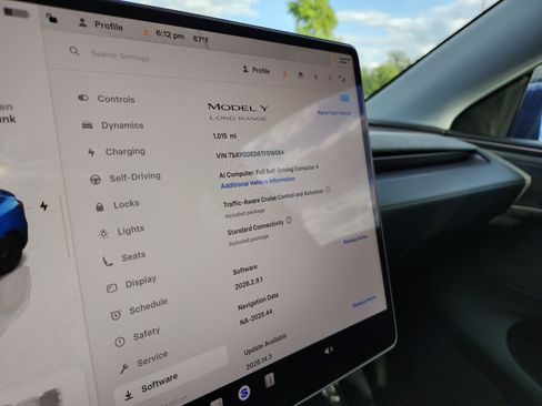 Used 2026 Tesla Model Y 2WD image 30