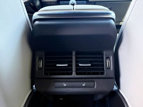 Used 2021 Land Rover Range Rover Evoque SE image 25