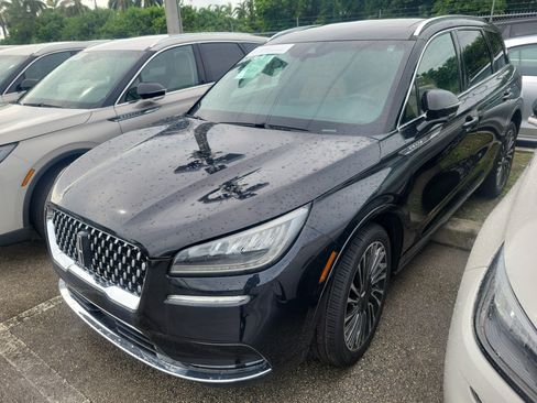Certified 2020 Lincoln Corsair Reserve w/ Appearance Package FWD image 2